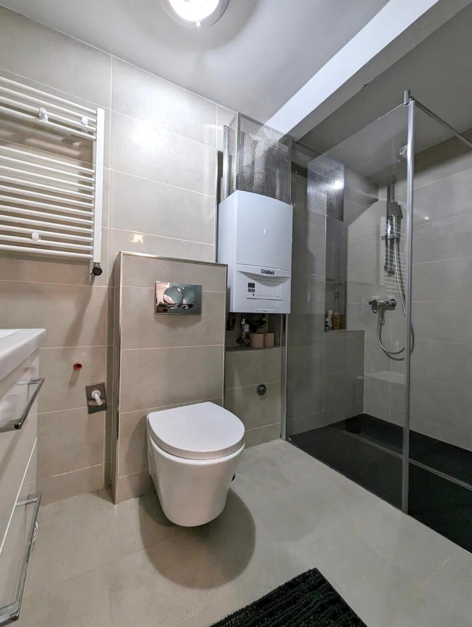 Fantabulous Downtown Abode W King Bed, 65" Tv, Washer And Tumble Dryer Ζάγκρεμπ Εξωτερικό φωτογραφία